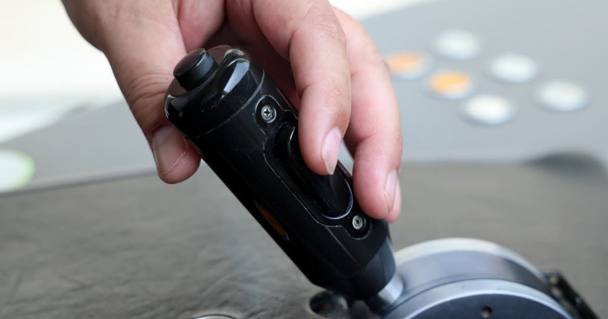 un enfant de 8 ans bloqué sous les rames du tram sain et sauf