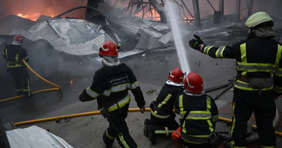 Guerre en Ukraine. Des frappes de missiles russes causent la mort de quatre personnes dont un secouriste