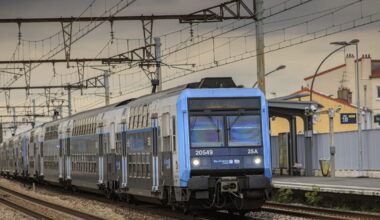 en fuite, l'homme filmé par une passagère a été arrêté