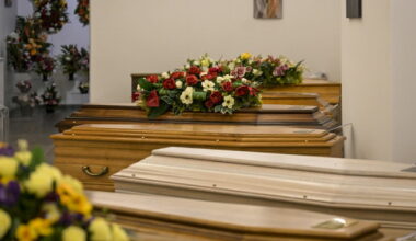 ils veulent fonder la première coopérative funéraire stéphanoise