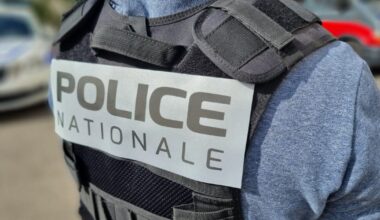 Saint-Étienne. Circulant à vive allure et sans permis, il est interpellé par les forces de police