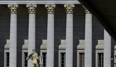 un étudiant jugé pour une tentative d’assassinat par dépit amoureux