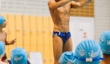 Loire. Ces jeunes Stéphanois ont appris à nager avec le champion lyonnais Nikita Baez