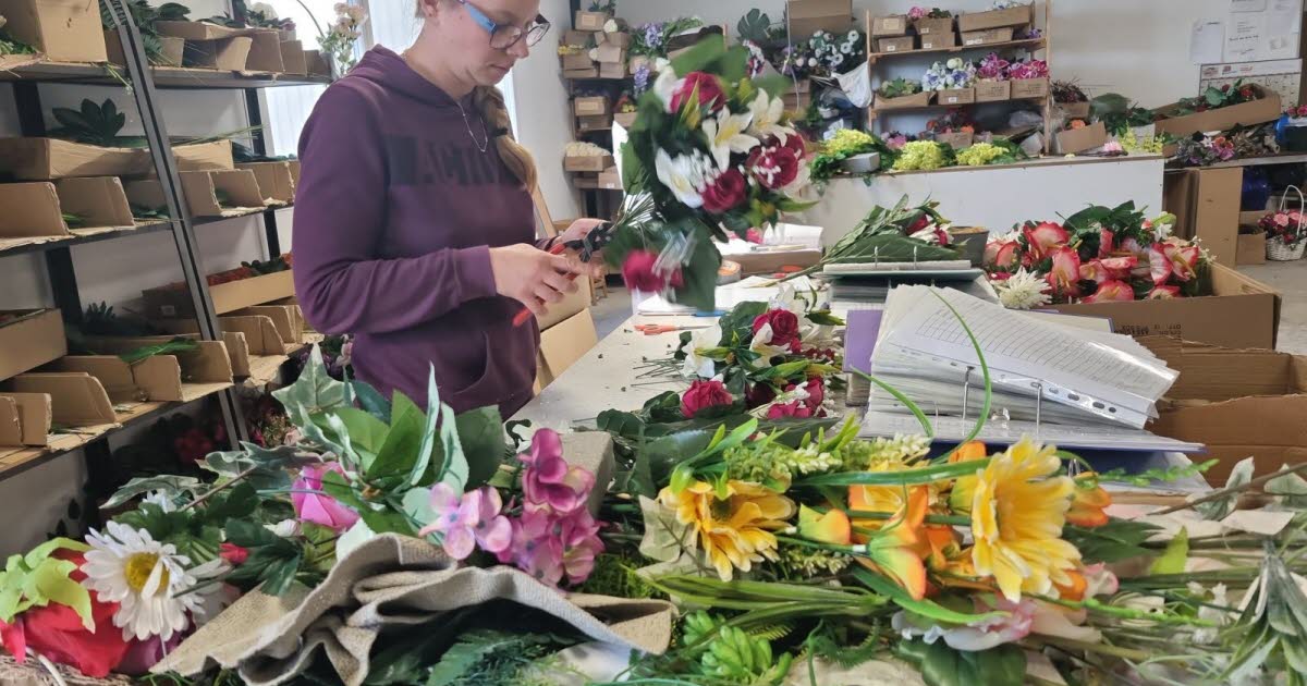 le marché florissant des fleurs artificielles