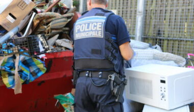 Saint-Étienne. Cette brigade fouille les dépôts sauvages pour identifier et verbaliser les auteurs