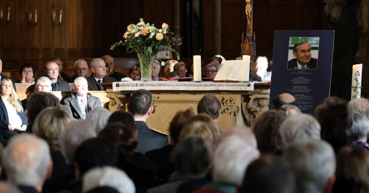 un culte d’adieu empreint de sobriété