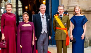 La princesse Élisabeth assiste à l'avènement au trône de son cousin Guillaume de Luxembourg