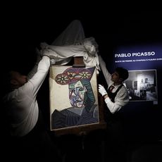 Le tableau intitulé "Buste de femme au chapeau à fleurs" sera mis aux enchères le 24 octobre à l'Hôtel Drouot à Paris.