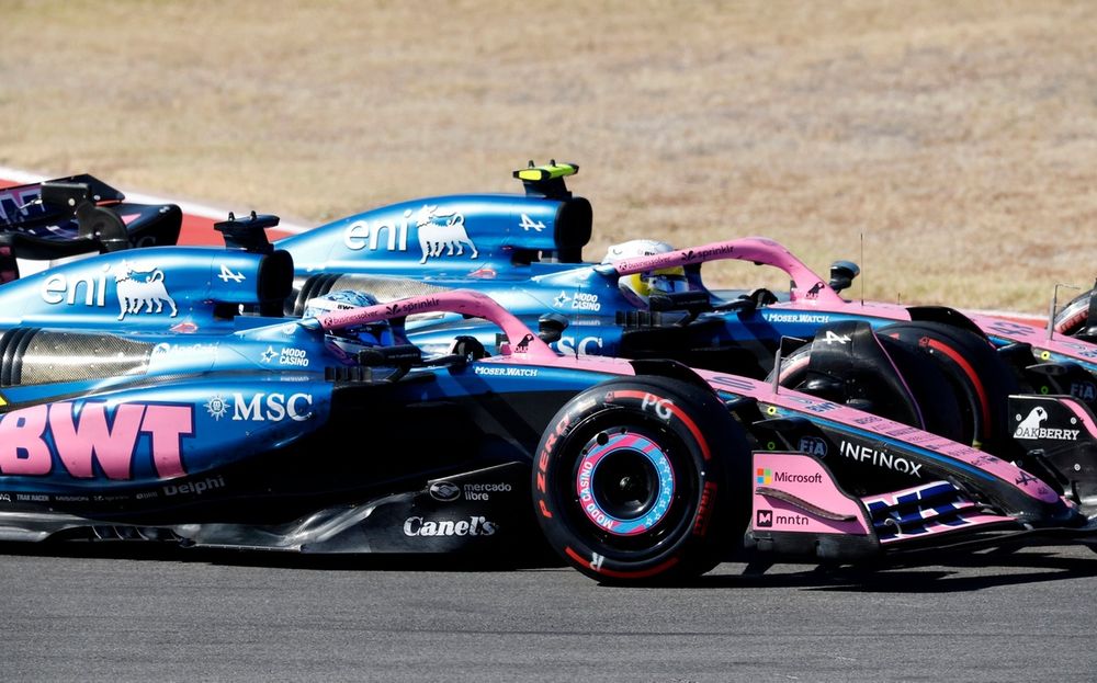 Franco Colapinto à l'attaque sur Pierre Gasly.
