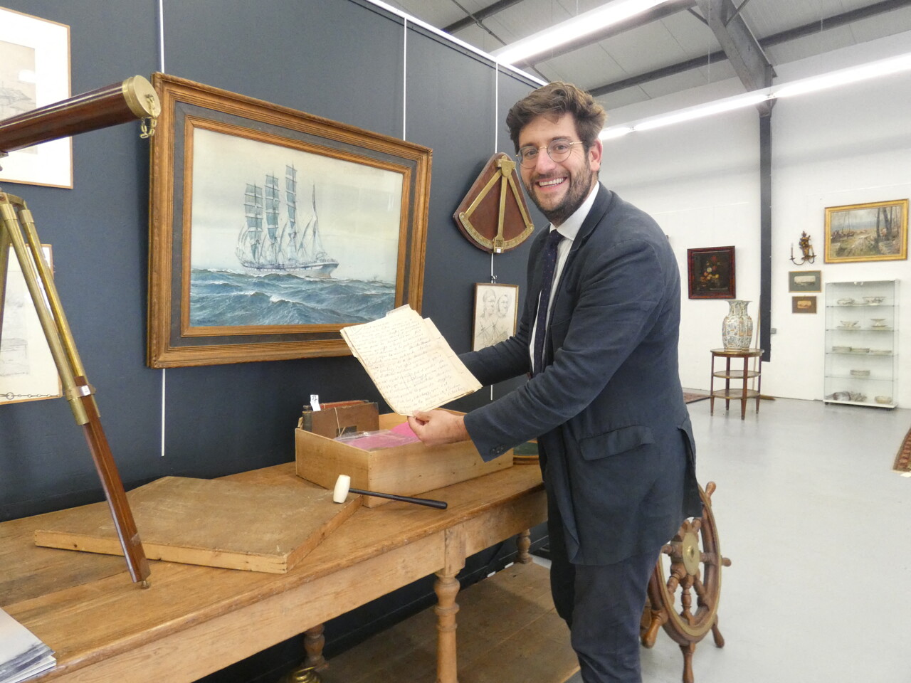 des manuscrits inédits de Jean Jaurès découverts et présentés lors d'une vente, à Rennes