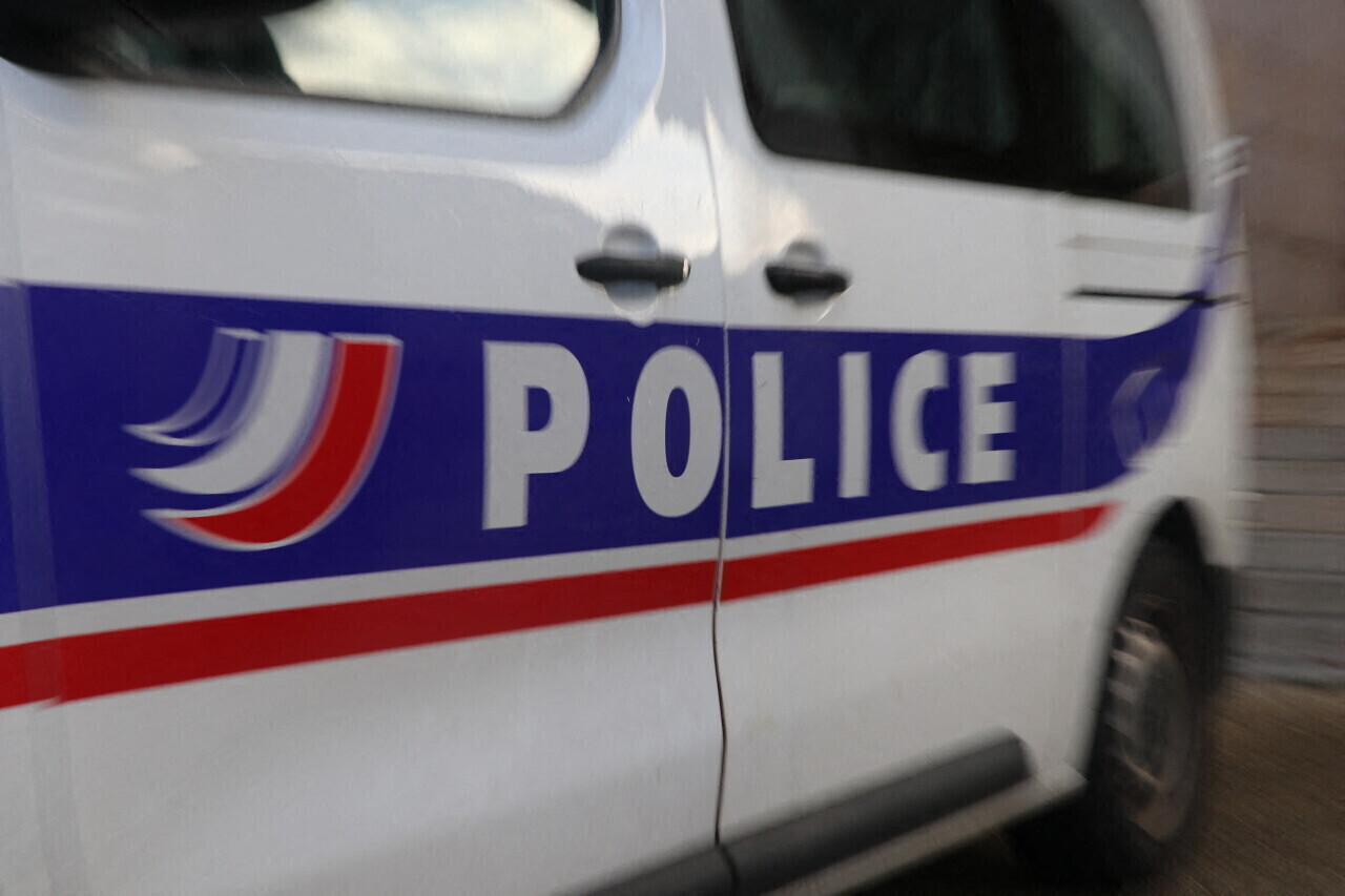 Près de Rouen, même les bouchons n'ont pas réussi à stopper la course folle du chauffard