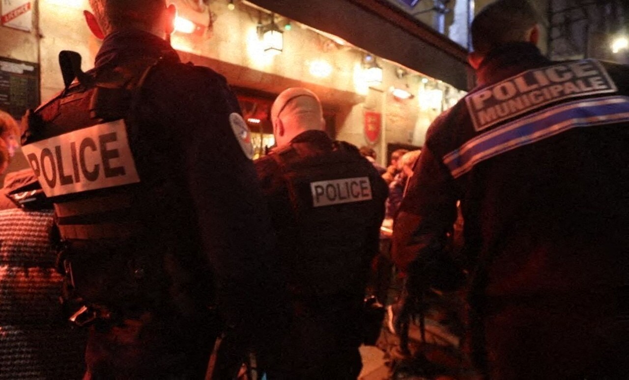 Toulouse. Jogging en sang, couteau de cuisine et arme de poing : un homme suspect interpellé