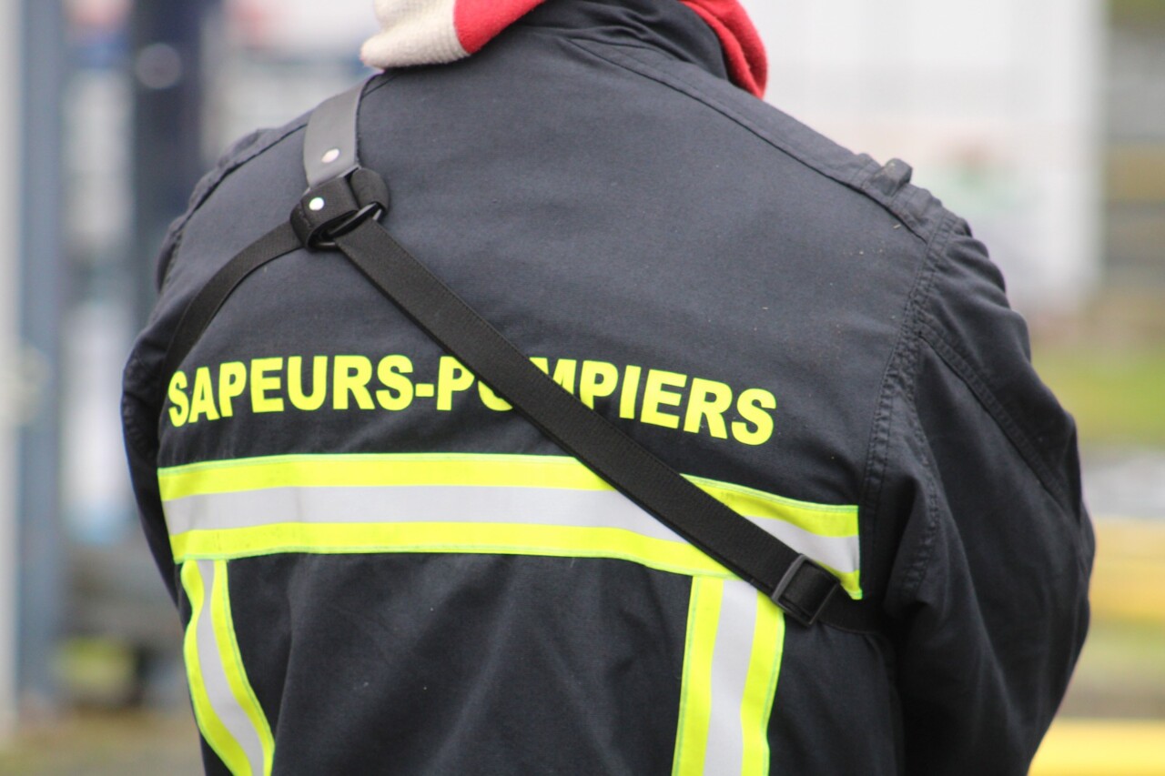 Lyon. Ce pompier agressé en intervention déchante en justice : "Je suis effondré"