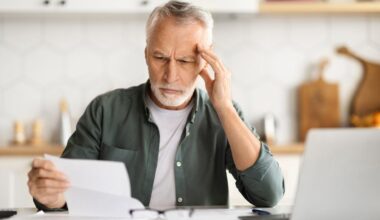 il est condamné à verser 3 000€ à sa locataire qui ne payait plus le loyer