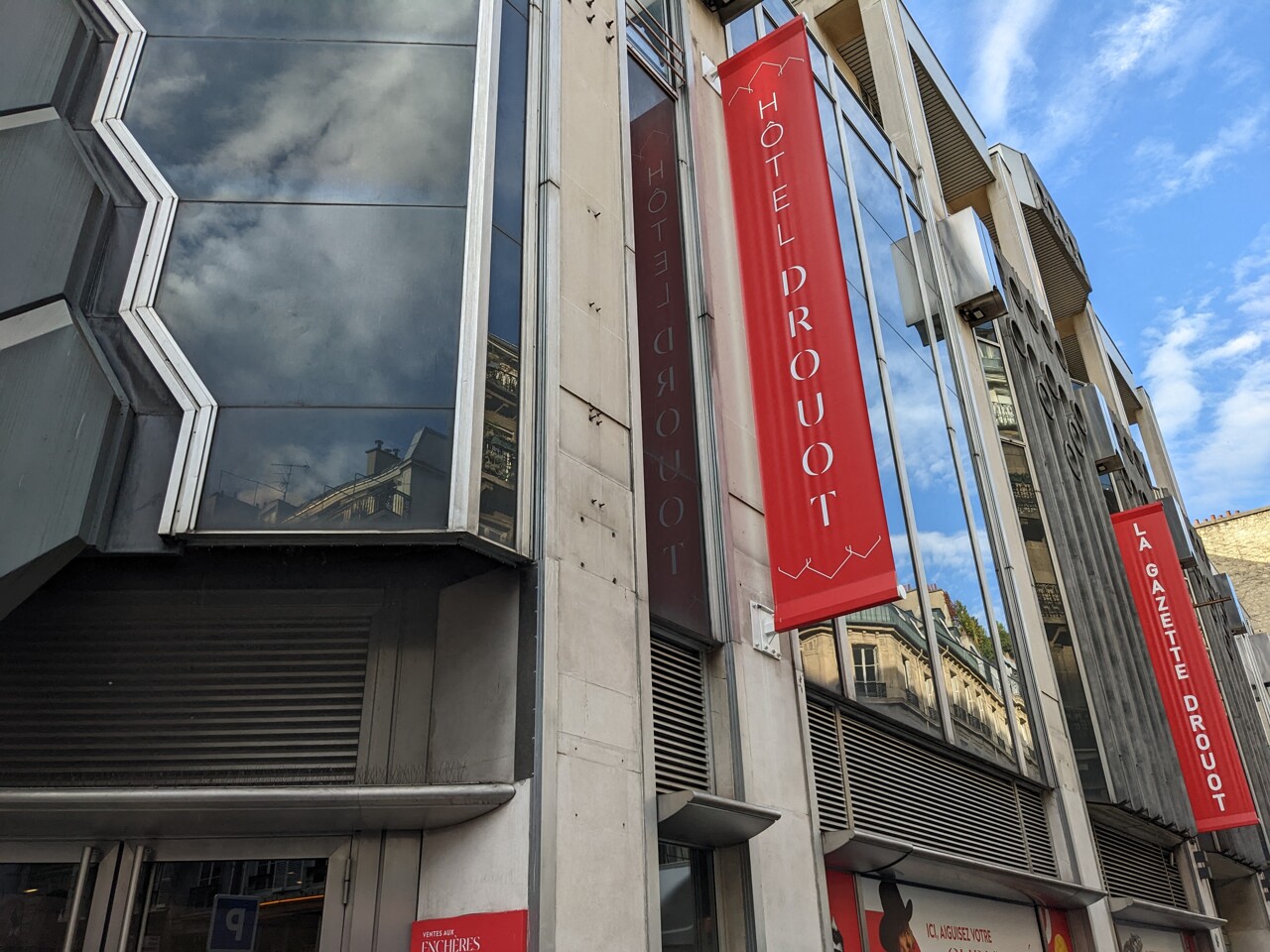 Repas avec François Hollande, être juré dans Top Chef... Des lots inédits mis aux enchères à Paris