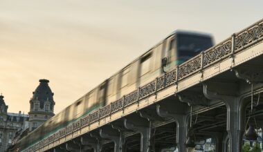 Métro : bientôt des trains toute la nuit à Paris ?