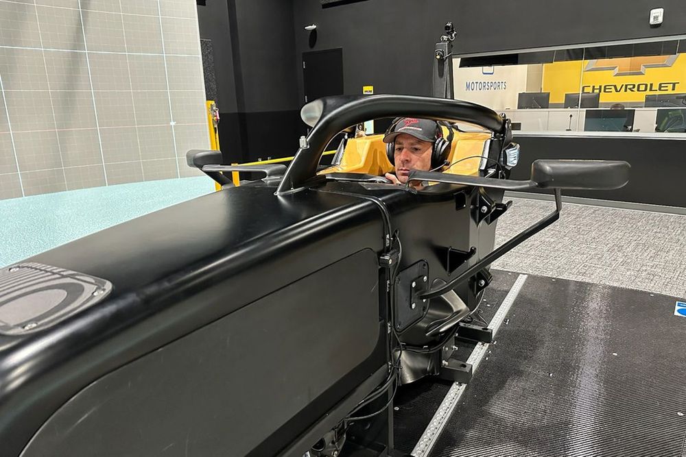Simon Pagenaud dans le simulateur Cadillac.
