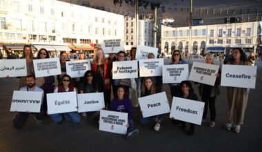 À Marseille, hommage et recueillement pour "toutes les victimes" du 7-Octobre