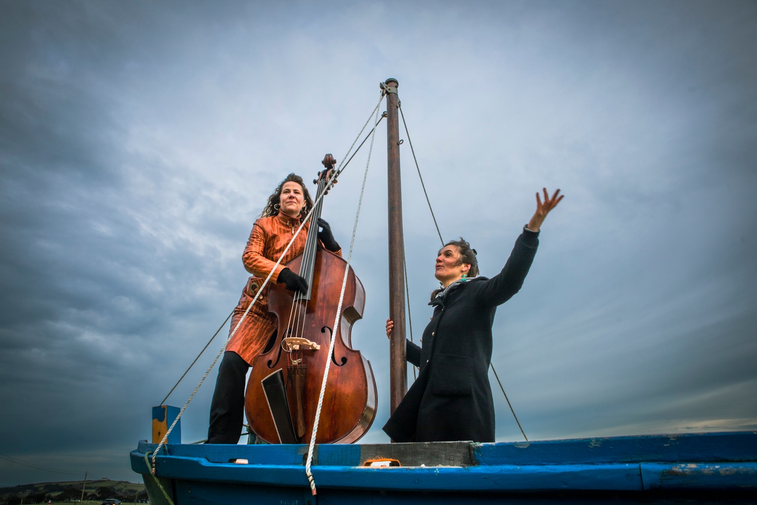 Le spectacle Dérive : Une version féminine et musicale de L’Odyssée. © F. Lepage entre mythes fondateurs et histoires intimes