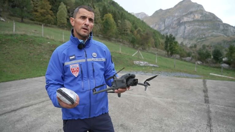 Le brigadier chef Bertrand Ramanoel de la section montagne CRS Pyrénées. - Capture TF1