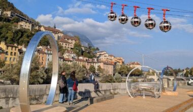 Grenoble. C'est quoi cette drôle de plateforme au pied du téléphérique de la Bastille ?
