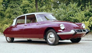 les 70 ans de la DS célébrés à Paris