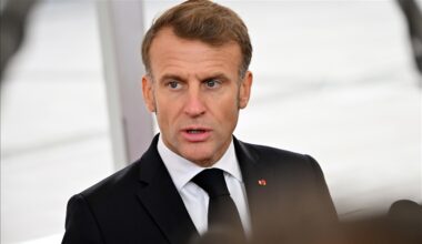 Copenhague : Macron appelle à intensifier l’aide à l’Ukraine et à frapper Moscou au portefeuille