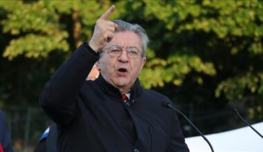 France / Tensions à gauche : Mélenchon accuse Faure de pactiser avec Macron