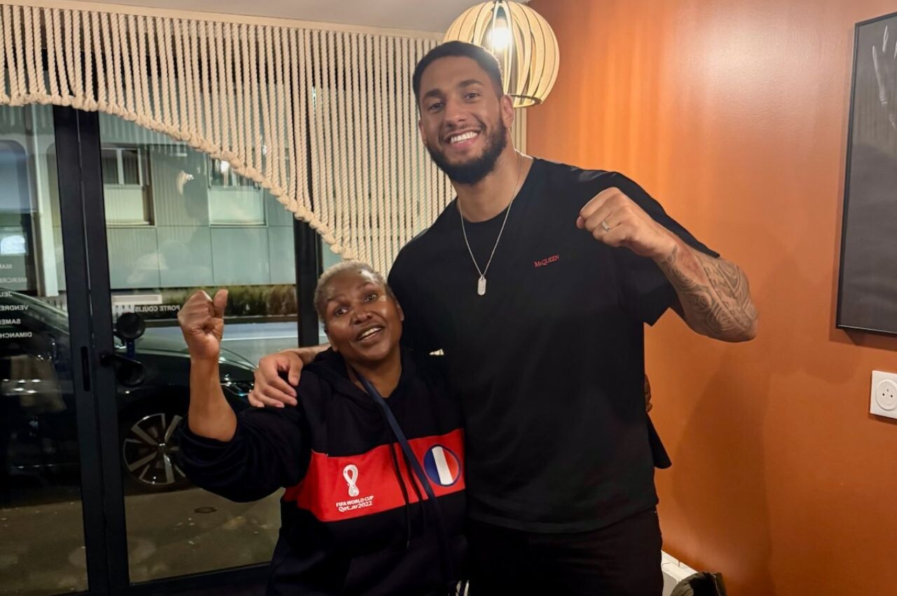 près de Rouen, ce restaurant reçoit la visite du champion Tony Yoka