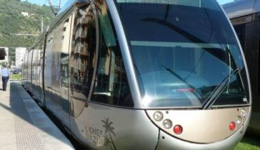 À Toulon, le Collectif tramway refuse que la voie du rail soit enterrée