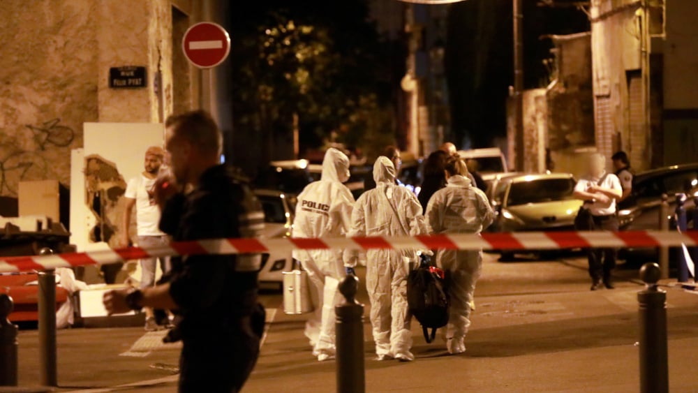 la victime blessée par une balle perdue de kalachnikov