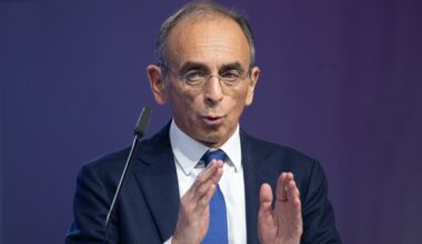 Eric Zemmour "blessé" de voir son nom "traîné dans la boue"