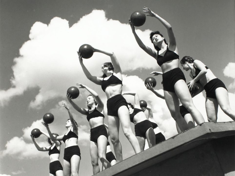 Denise Bellon, Corposano