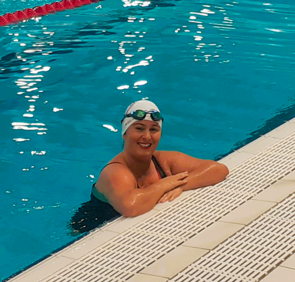 Clémence Gualy a réussi l'exploit solidaire de nager 7h non-stop