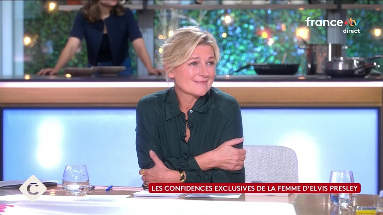 Anne-Elisabeth Lemoine s’emmêle, Patrick Cohen ...