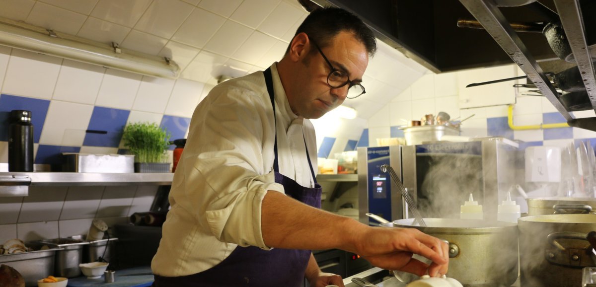 [En images]. Un ancien candidat de "Top Chef" installé à Rouen présente sa recette pour sublimer la coquille Saint-Jacques