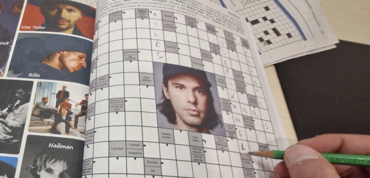 Loisirs. Un Rouennais sort un livre de mots fléchés sur la Normandie, j'ai testé quelques grilles