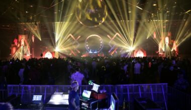 Le parc Chanot s'enivre lors du "plus grand Halloween de France" à Marseille au Walking Bass Festival