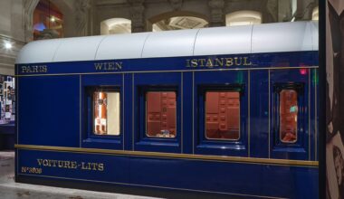 Un wagon du futur Orient Express exposé au musée des Arts Décoratifs