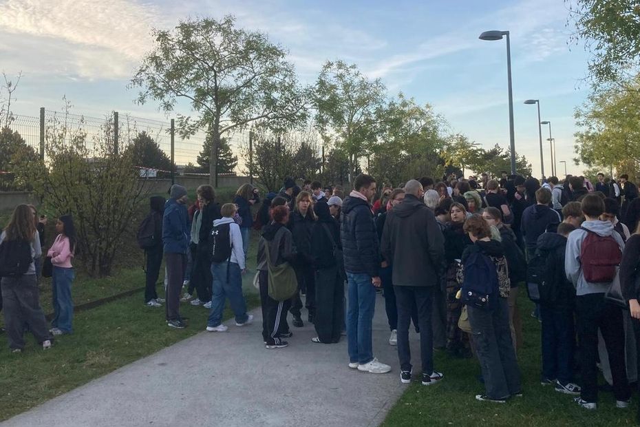 manifestations à Rouen et au Havre, tentatives de blocages de lycées.. Suivez la mobilisation en Normandie