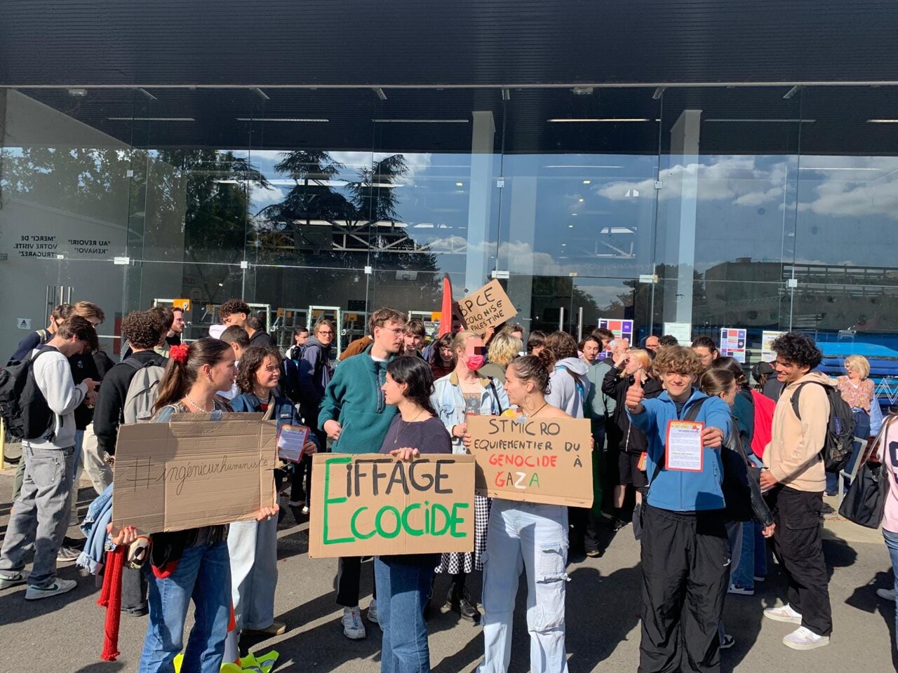 boycottées par cette école d'ingénieurs, ces entreprises devront recruter ailleurs