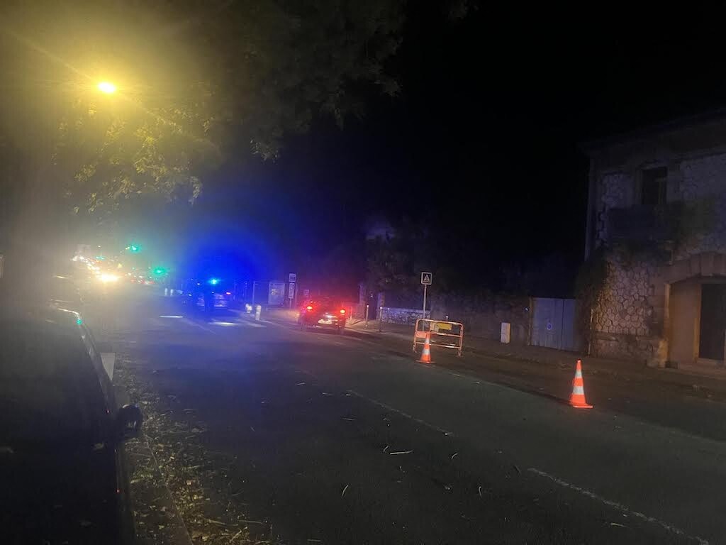 les pompiers et la police avenue de Toulouse, la circulation perturbée