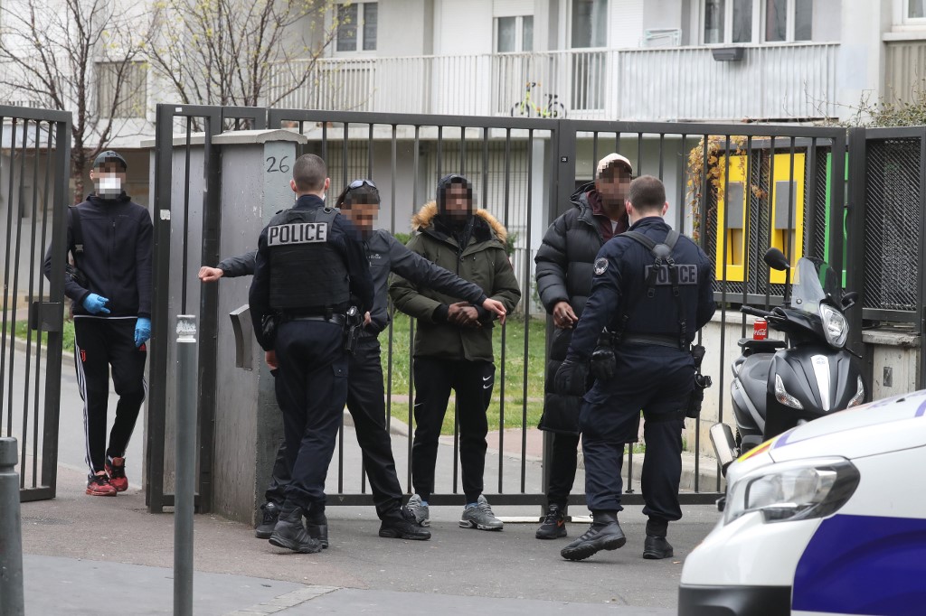 « Si LFI gagne la mairie de Grenoble, il n’y aura pas de chasse aux dealers »