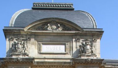 Les décors spectaculaires et inventifs de Maxime Old dans une exposition à Rouen
