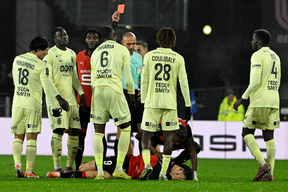 les notes de joueurs monégasques après la lourde défaite à Rennes