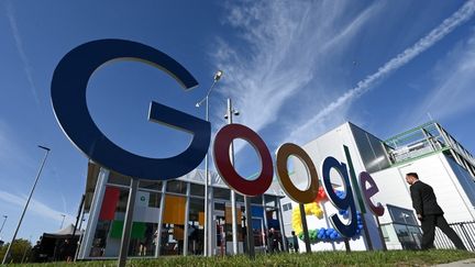 Un data center de Google à Hanau, en Allemagne, le 6 octobre 2023. (ARNE DEDERT / DPA / AFP)