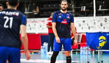 «peut-être qu’on n’aurait pas dû avoir autant de vacances», s’interroge Antoine Brizard depuis le Japon