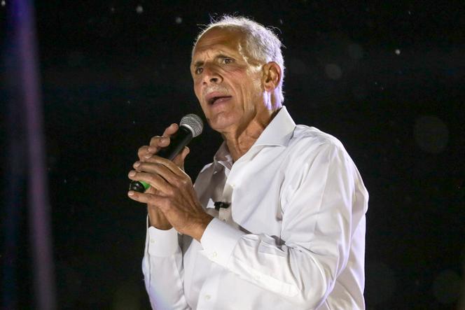 Le candidat du Parti national pour la présidentielle hondurienne, Nasry Asfura, lors d’un rassemblement politique, à Tegucigalpa, le 22 novembre 2025.