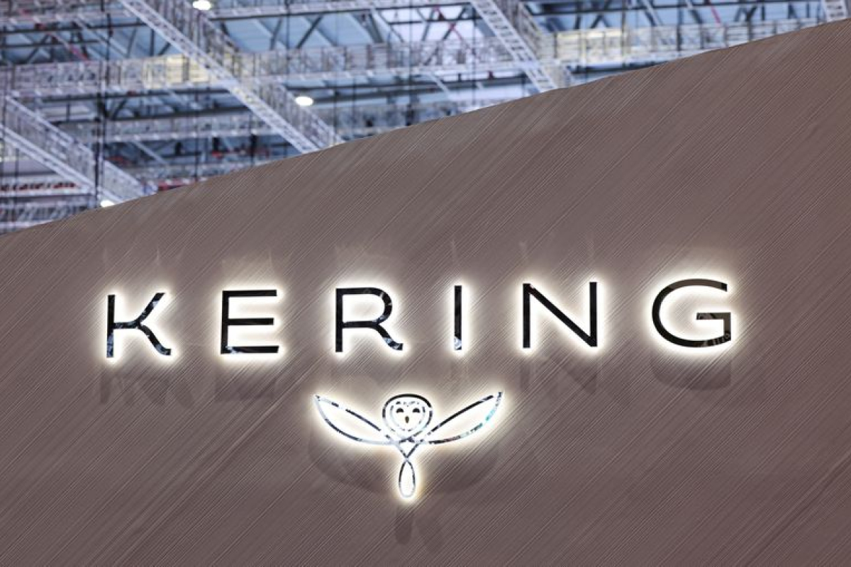 Kering chute, le DG Luca de Meo évoque un redressement sur plusieurs années - 19/11/2025 à 12:33