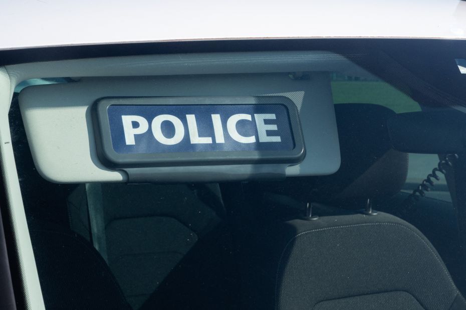 Mortiers, jets de pierres… des policiers blessés par une centaine de personnes qui voulait installer une rave-party à Istres